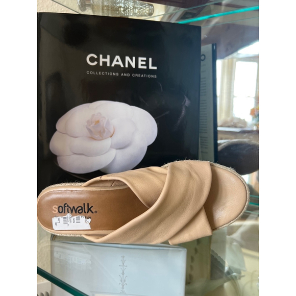 New Softwalk Beige Leather Espadrille Wedge Sandals Size 8 - Picture 3 of 6